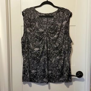 Gray/Black Sleevless Blouse